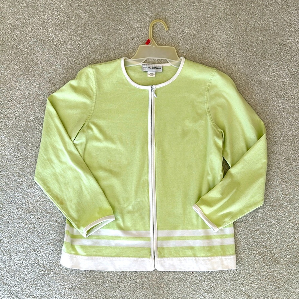 Fresh and Stylish: Cathy Daniels Avocado Green Cotton Jacket - Size Small